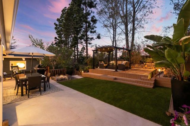 765 Val Sereno Drive, Encinitas, CA 92024