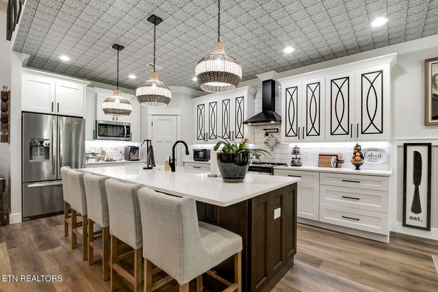 140 Utsesti Way, Loudon, TN 37774