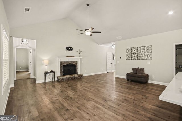 8345 Loch Lomand Lane, Winston, GA 30187