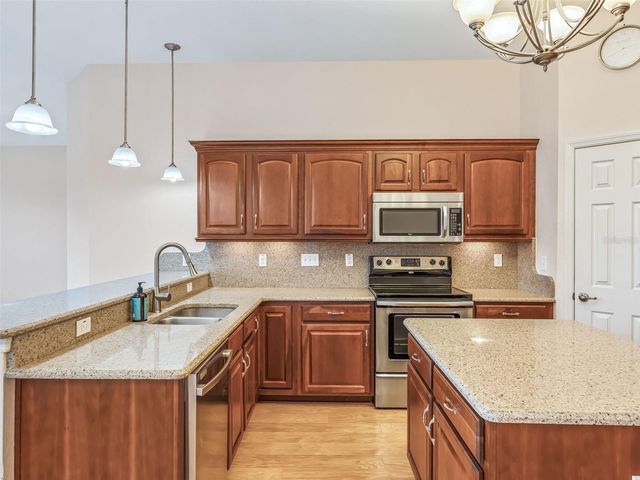 16887 SE 110TH COURT ROAD, Summerfield, FL 34491