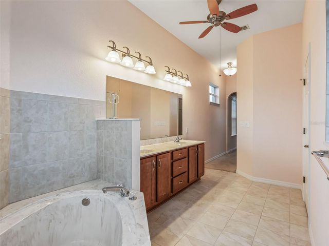 16887 SE 110TH COURT ROAD, Summerfield, FL 34491