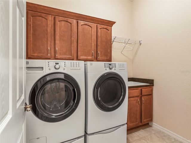 16887 SE 110TH COURT ROAD, Summerfield, FL 34491