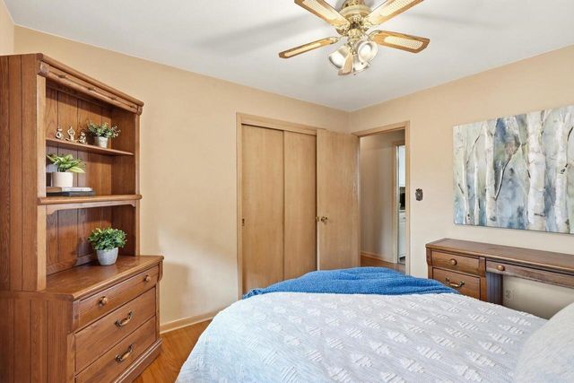 10114 W Fiebrantz AVENUE, Milwaukee, WI 53222