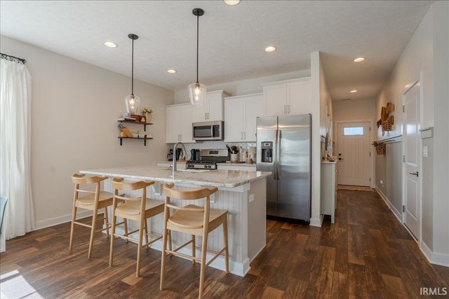 4565 Brentford Drive, Newburgh, IN 47630