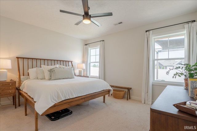 4565 Brentford Drive, Newburgh, IN 47630