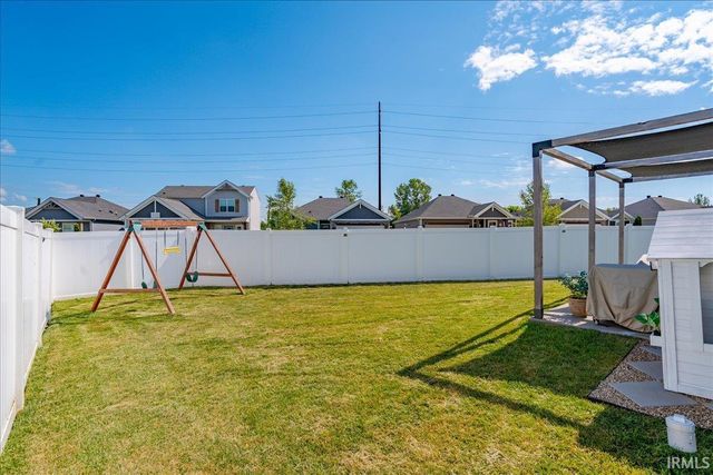 4565 Brentford Drive, Newburgh, IN 47630