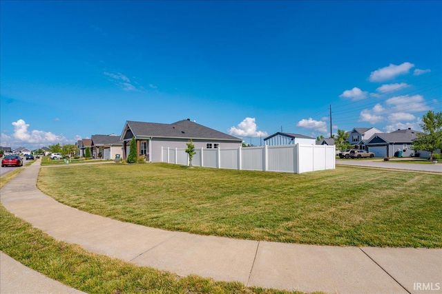 4565 Brentford Drive, Newburgh, IN 47630