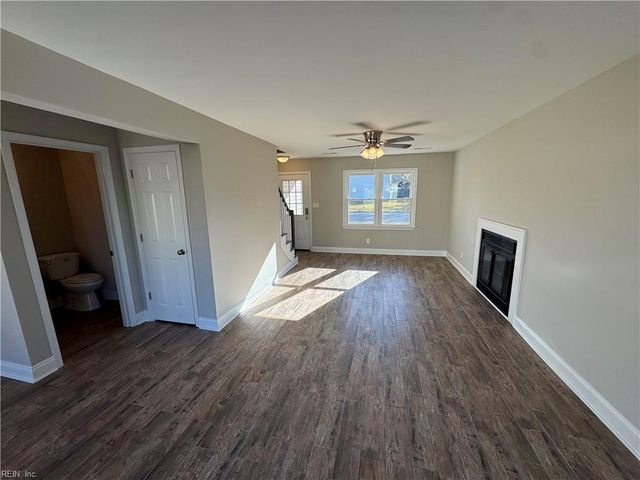 1503 Oak Knoll LN, Virginia Beach, VA 23464