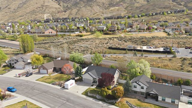 10262 N 3900 W, Cedar Hills, UT 84062