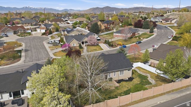 10262 N 3900 W, Cedar Hills, UT 84062