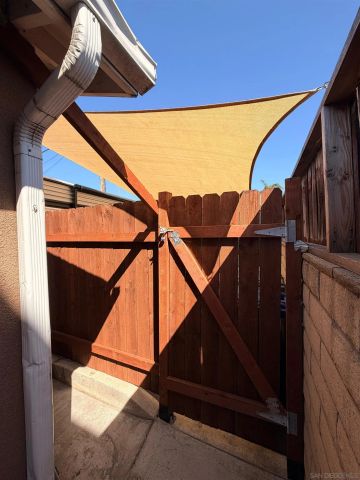 1231-33 Hoover ave, National City, CA 91950