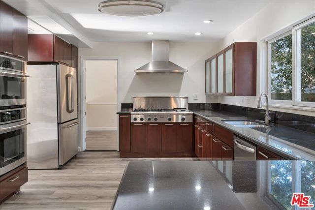 20001 Gypsy Lane, Woodland Hills (los Angeles), CA 91364