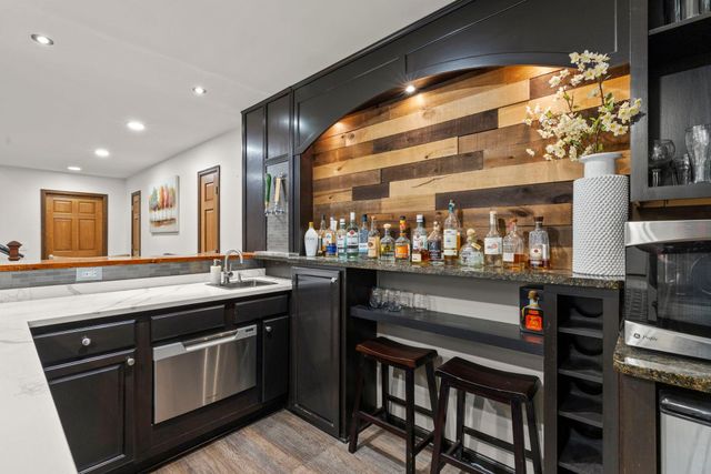 14650 Wilds Parkway NW, Prior Lake, MN 55372