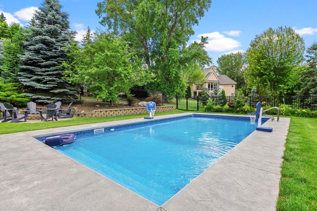 14650 Wilds Parkway NW, Prior Lake, MN 55372