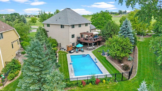 14650 Wilds Parkway NW, Prior Lake, MN 55372