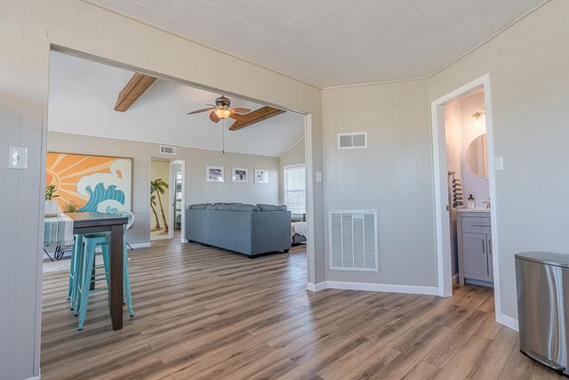 402 Seashell Drive, Surfside Beach, TX 77541