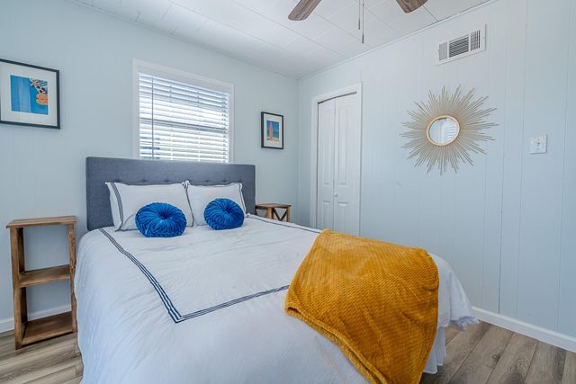 402 Seashell Drive, Surfside Beach, TX 77541