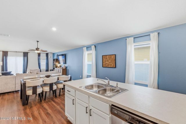 10026 SITTING FOX Drive, Jacksonville, FL 32222