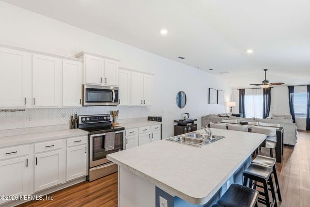 10026 SITTING FOX Drive, Jacksonville, FL 32222