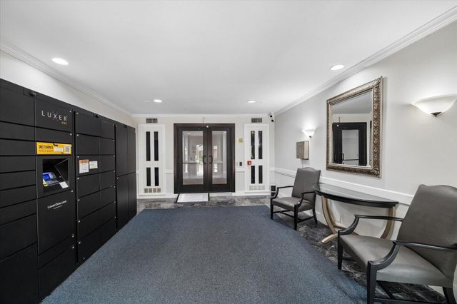 355 N Post Oak Lane 644, Houston, TX 77024