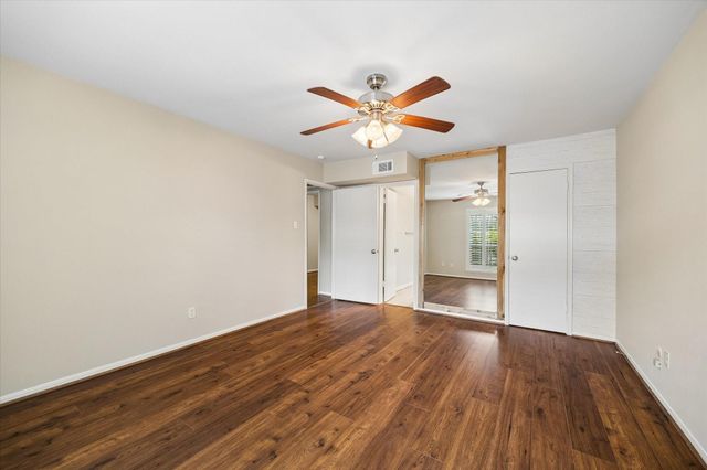 355 N Post Oak Lane 644, Houston, TX 77024