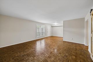 355 N Post Oak Lane 644, Houston, TX 77024