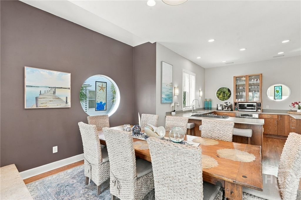 Image 16 of property listing at 12 18th Street, Tybee Island, GA 31328