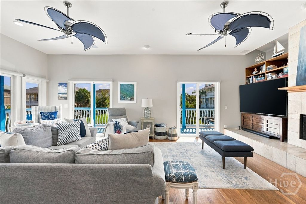 Image 3 of property listing at 12 18th Street, Tybee Island, GA 31328
