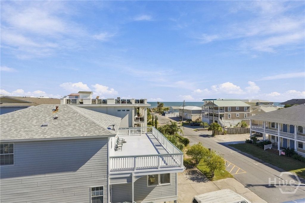 Image 32 of property listing at 12 18th Street, Tybee Island, GA 31328