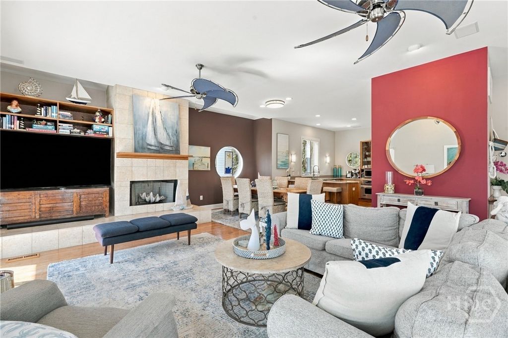 Image 5 of property listing at 12 18th Street, Tybee Island, GA 31328