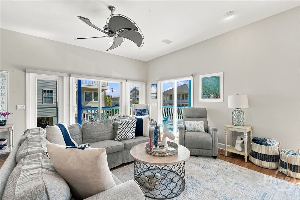 Image 8 of property listing at 12 18th Street, Tybee Island, GA 31328
