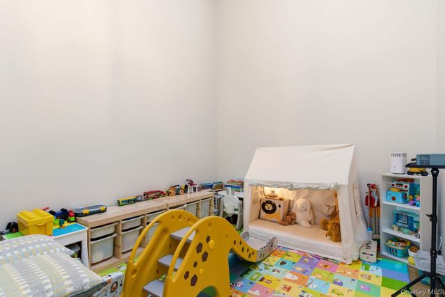 261 Vista Drive, Jericho, NY 11753