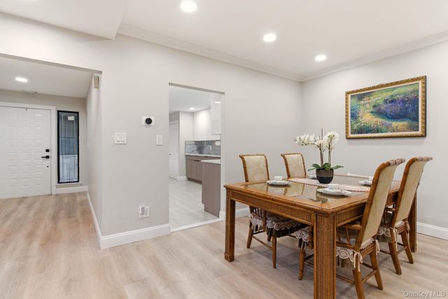 261 Vista Drive, Jericho, NY 11753