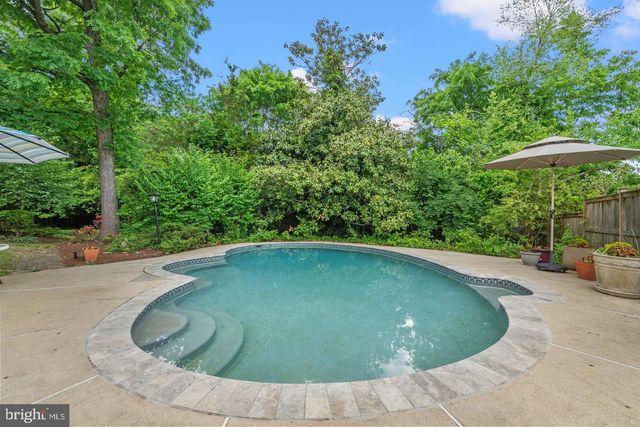 1920 WINDMILL LN, Alexandria, VA 22307