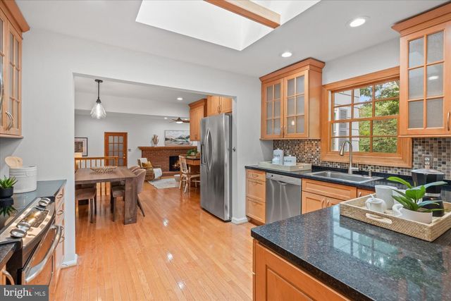 1920 WINDMILL LN, Alexandria, VA 22307
