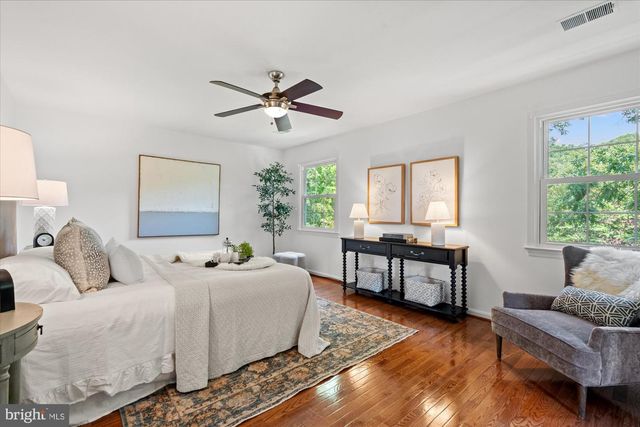 1920 WINDMILL LN, Alexandria, VA 22307