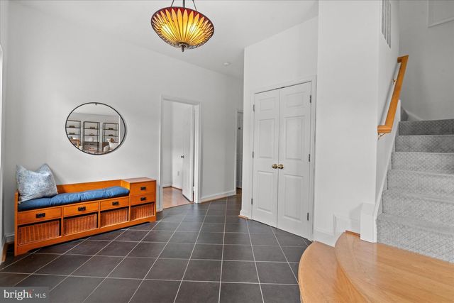 1920 WINDMILL LN, Alexandria, VA 22307