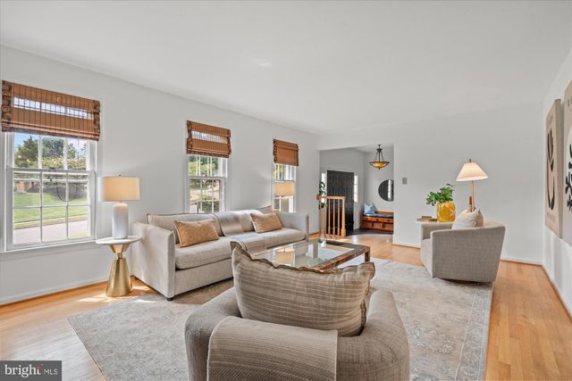 1920 WINDMILL LN, Alexandria, VA 22307