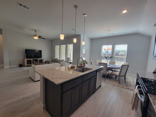 509 Pebble Circle, Azle, TX 76020
