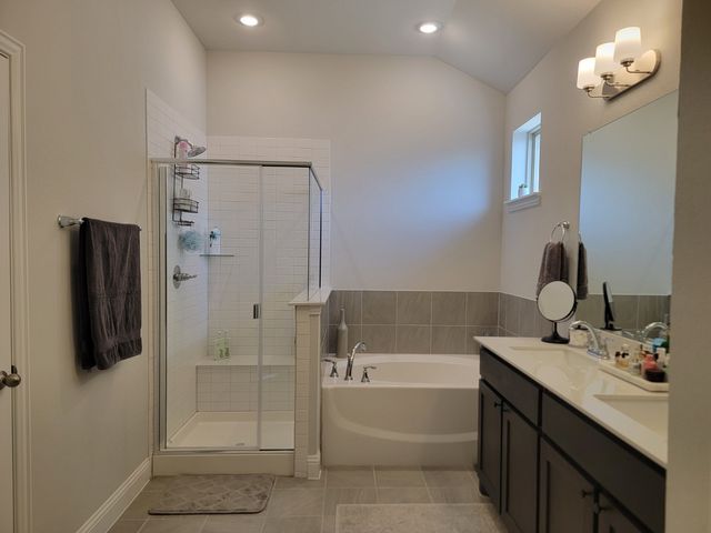 509 Pebble Circle, Azle, TX 76020