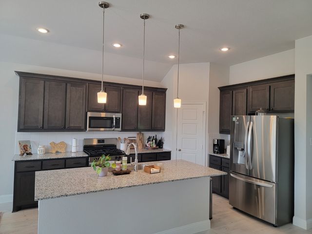 509 Pebble Circle, Azle, TX 76020