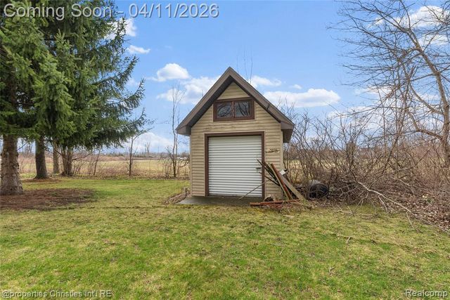24760 Arsenal Road, Flat Rock, MI 48134