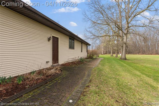 24760 Arsenal Road, Flat Rock, MI 48134