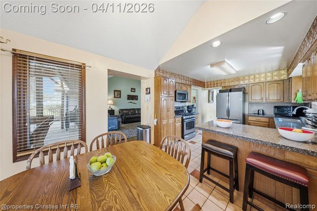 24760 Arsenal Road, Flat Rock, MI 48134