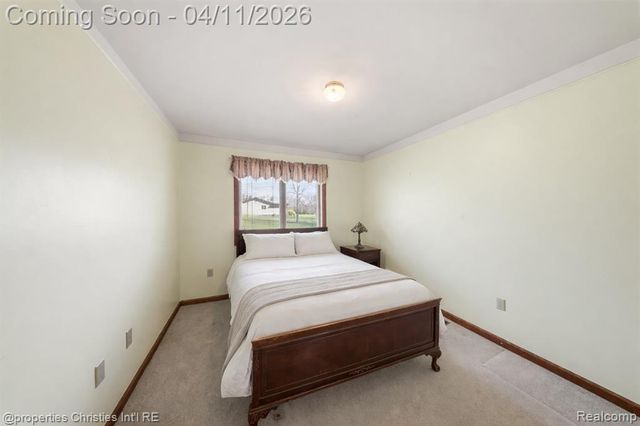 24760 Arsenal Road, Flat Rock, MI 48134