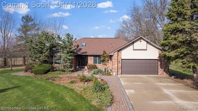 24760 Arsenal Road, Flat Rock, MI 48134