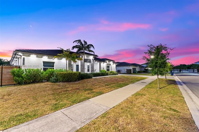 21080 SW 127th Pl, Miami, FL 33177