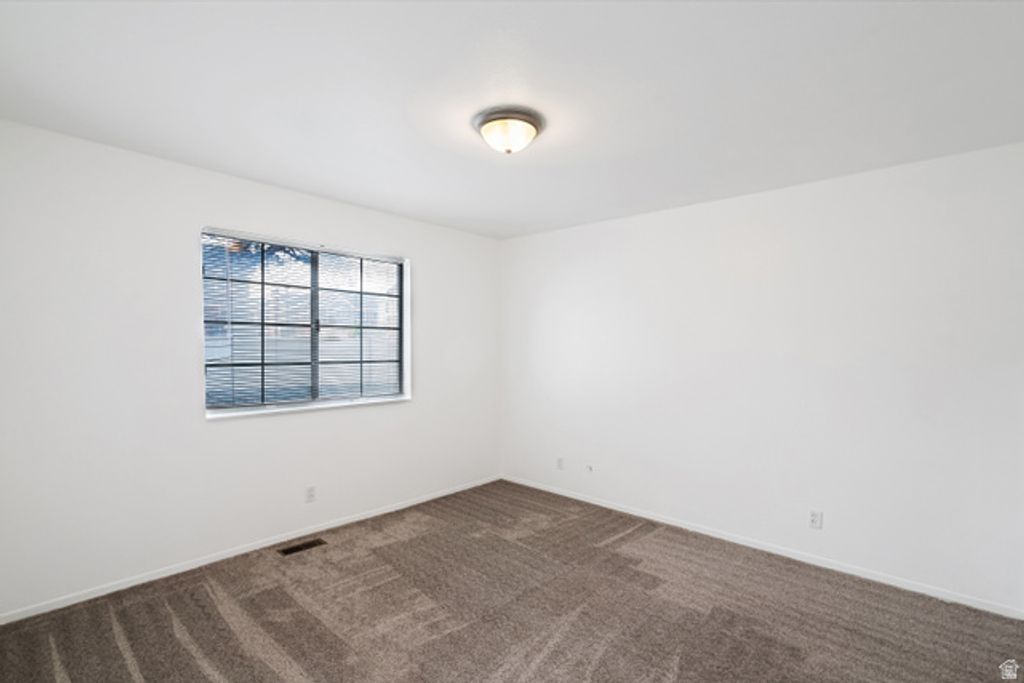 Image 15 of property listing at 3575 S 3200 W #1B, West Valley City, UT 84119