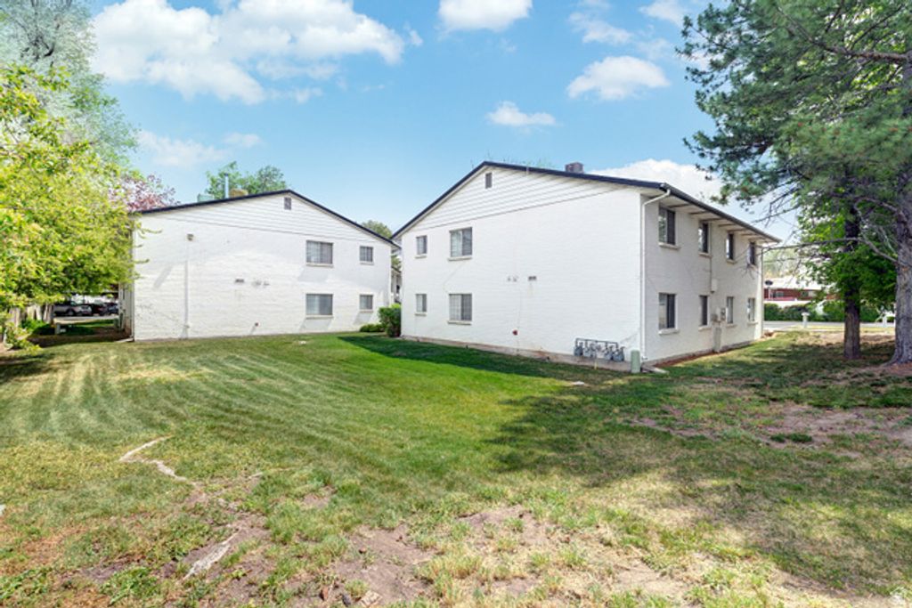 Image 21 of property listing at 3575 S 3200 W #1B, West Valley City, UT 84119