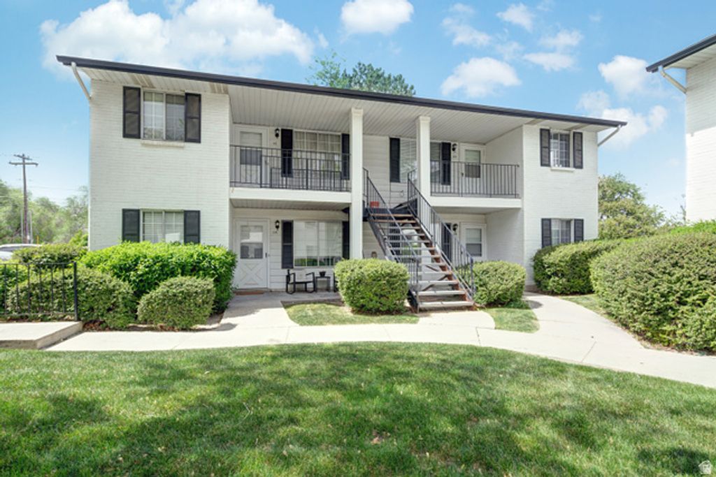 Image 22 of property listing at 3575 S 3200 W #1B, West Valley City, UT 84119